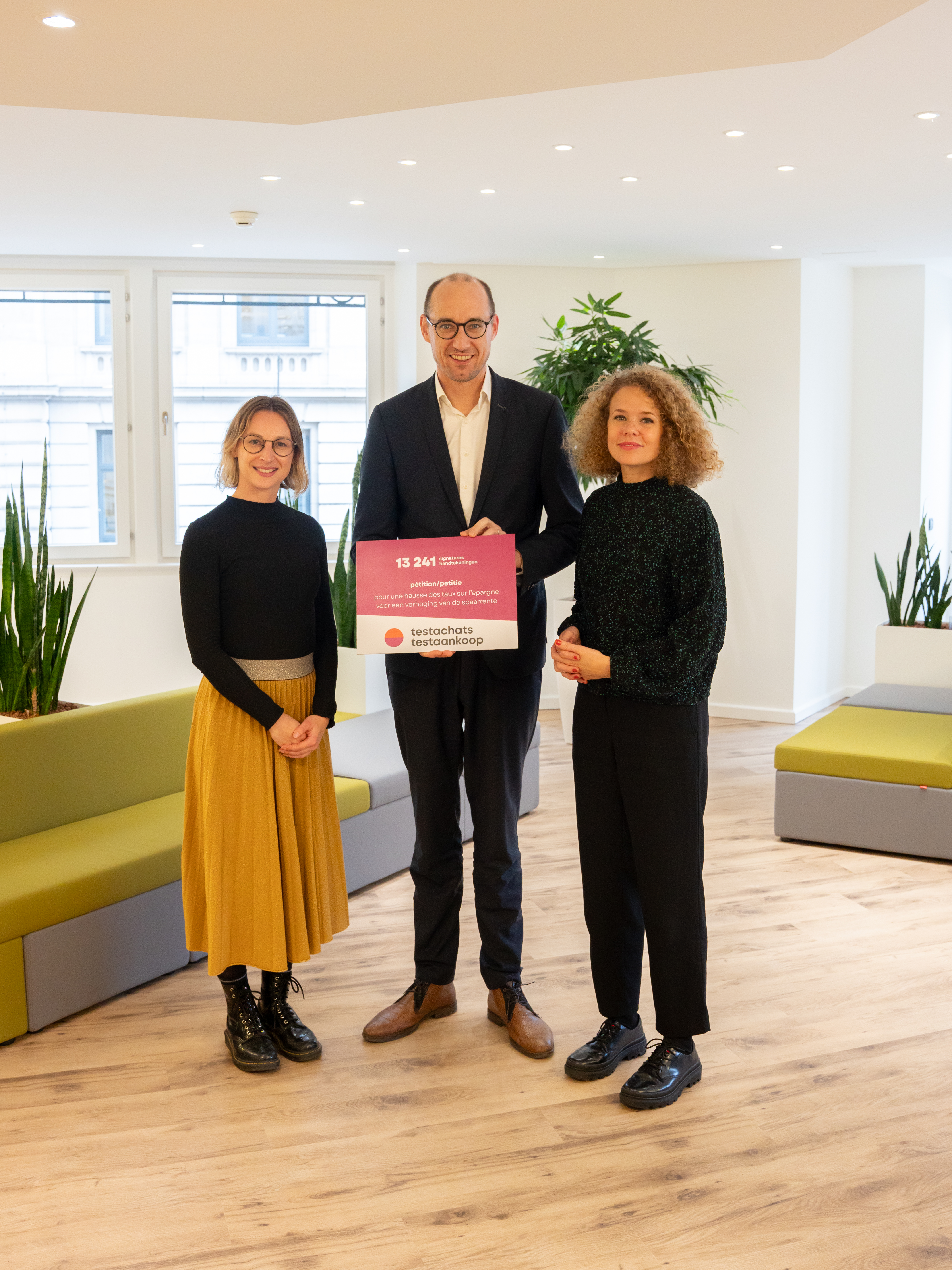 Laura Clays bezoekt minister van Financiën Van Peteghem